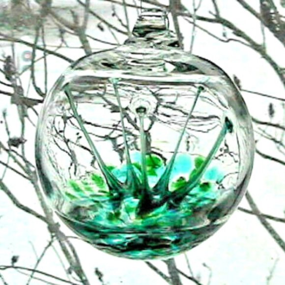 Hanging Glass Ball 4" Diameter Green & Aqua Tree Witch Ball (1) WB28 - Picture 1 of 1